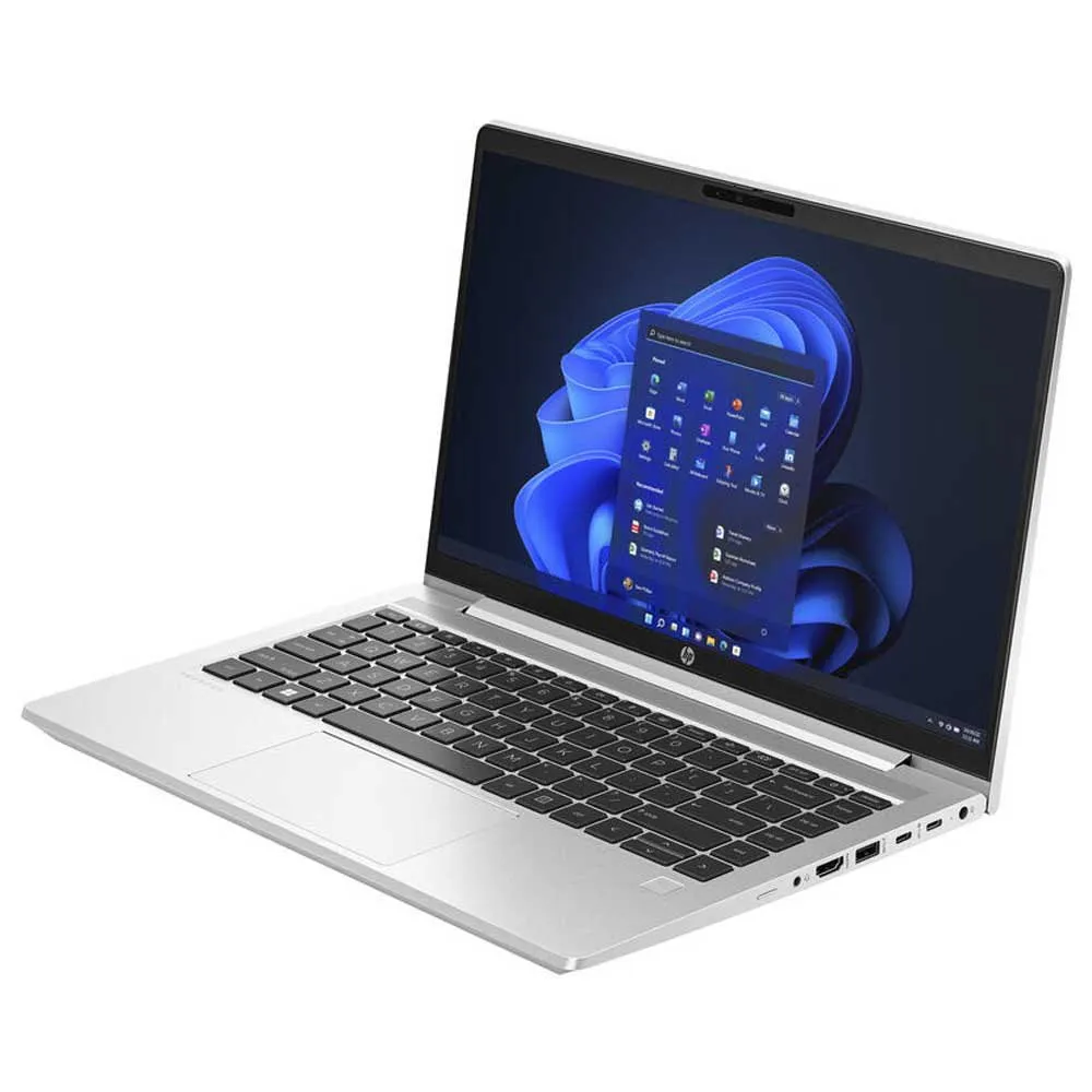 HP 250 G10 i7