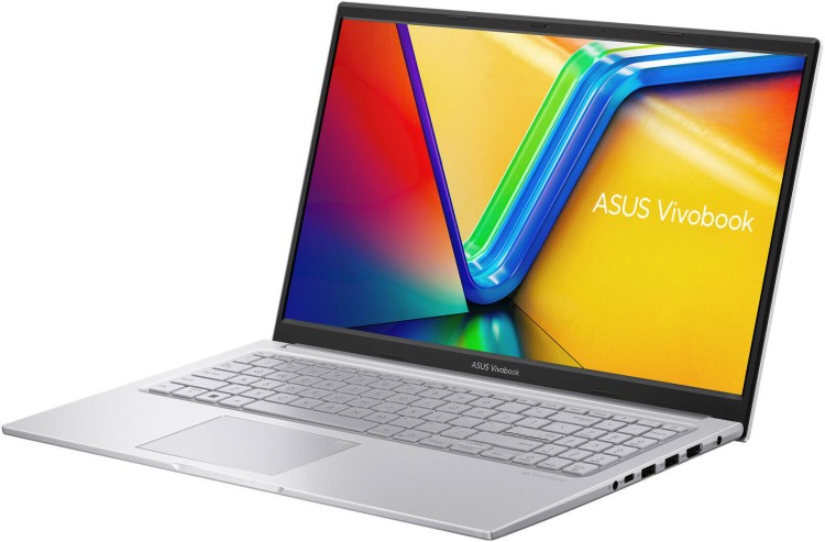 Asus Vivobook A1504VA-NJ1976 Used